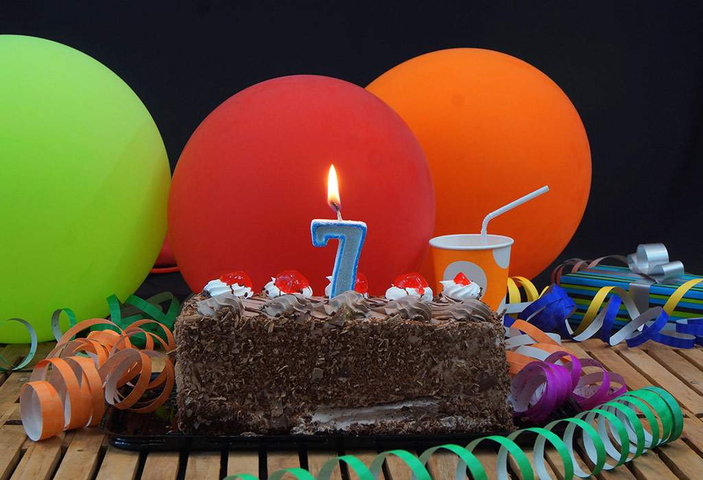 7 Extremely Unique Cake Ideas For B-Day Celebrations